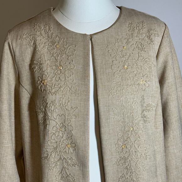Alfred Dunner Tan Embroidered 3/4 Sleeve Blazer Jacket Cardigan Womens Size 8 - Picture 2 of 10
